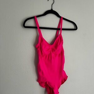 SKIMS Hot Pink Sculpting Bodysuit With Straps Barbie Pink Going Out Never Worn